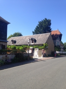 Beuvron cottage shop